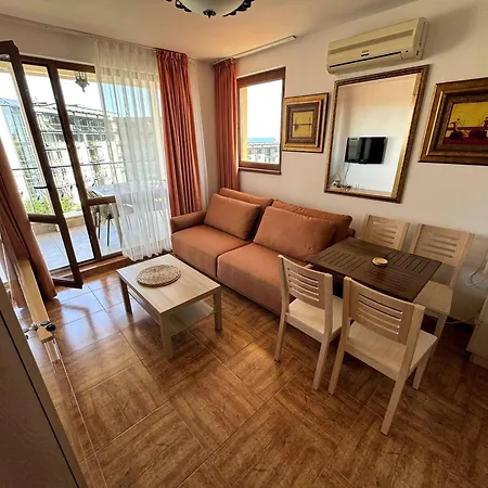 Royal Bay Apartment