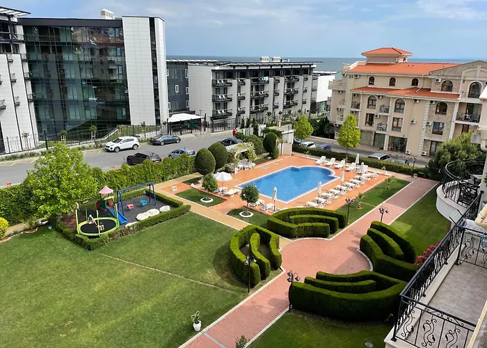 Royal Bay Апартамент *